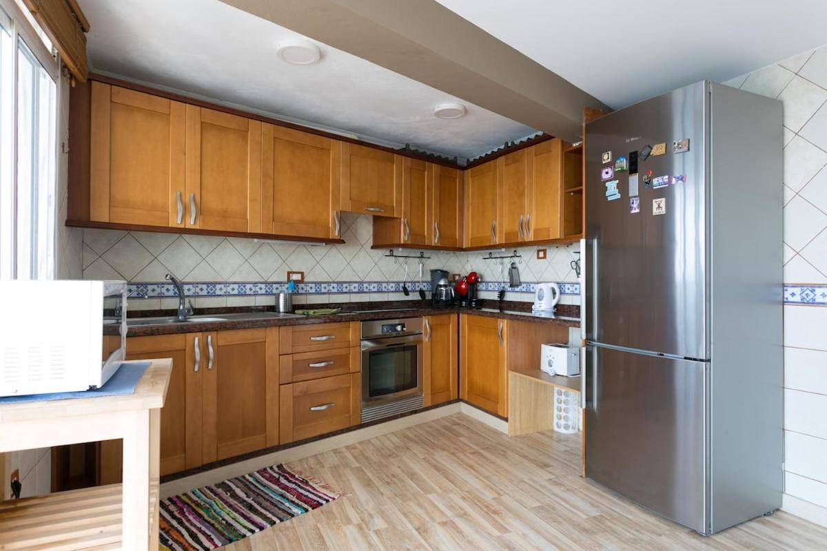 לוס ריאלחוס Nice And Comfortable Vacational Apartment With Sea View מראה חיצוני תמונה