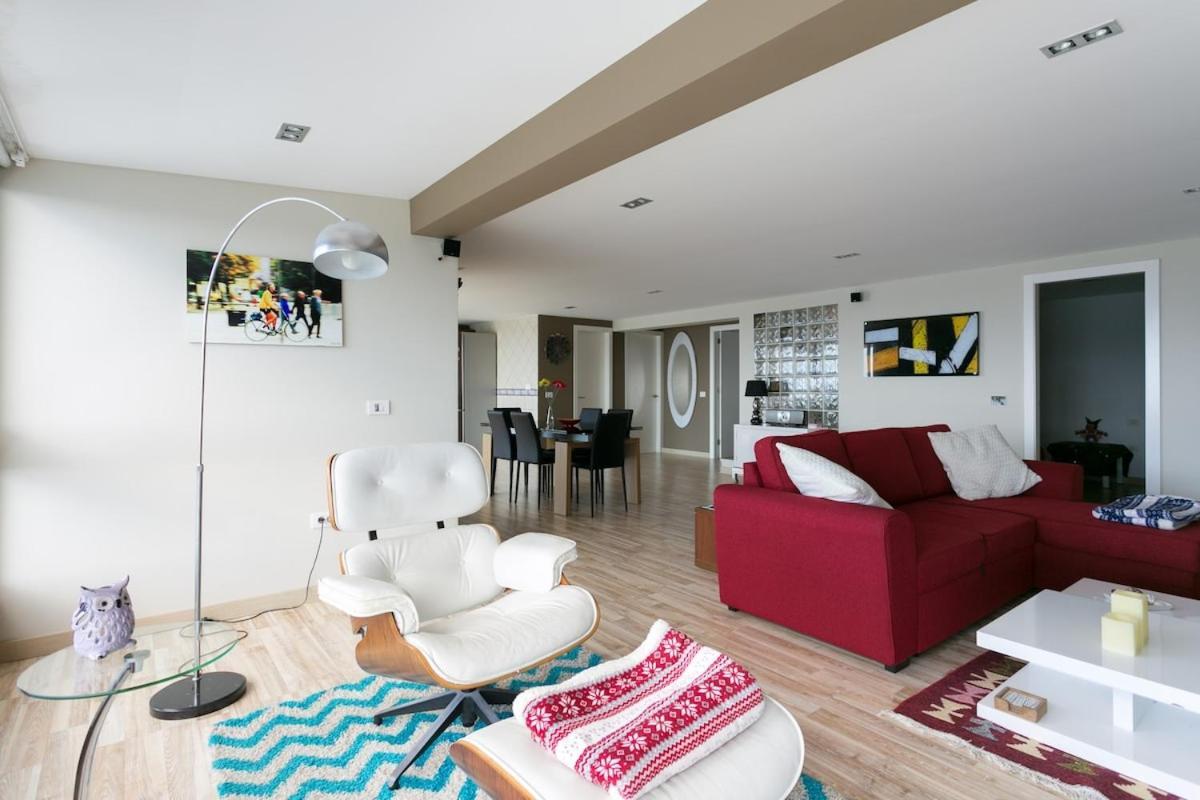 לוס ריאלחוס Nice And Comfortable Vacational Apartment With Sea View מראה חיצוני תמונה