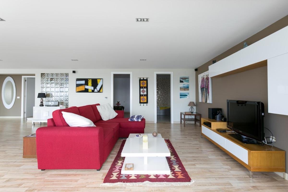 לוס ריאלחוס Nice And Comfortable Vacational Apartment With Sea View מראה חיצוני תמונה