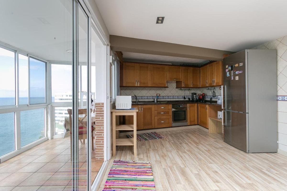 לוס ריאלחוס Nice And Comfortable Vacational Apartment With Sea View מראה חיצוני תמונה